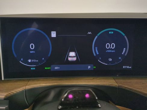 Used 2025 Hyundai Santa Fe Limited image 36