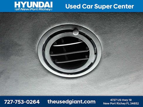 Used 2024 Hyundai Palisade Calligraphy FWD image 17