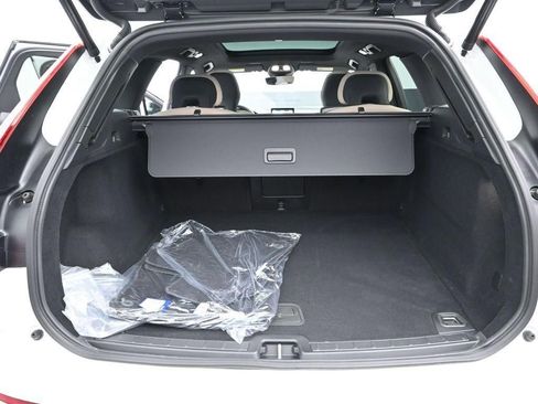 New 2026 Volvo XC60 B5 Core image 11