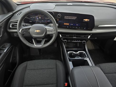 New 2026 Chevrolet Traverse LT w/ LPO, Floor Liner Package FWD image 19