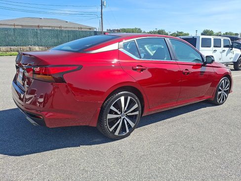 Used 2019 Nissan Altima 2.5 SR AWD/4WD image 6