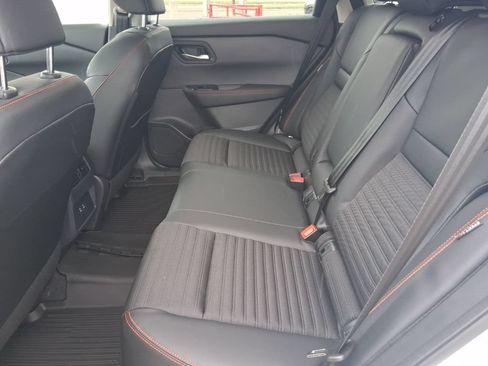 New 2026 Nissan Rogue SV AWD/4WD image 29