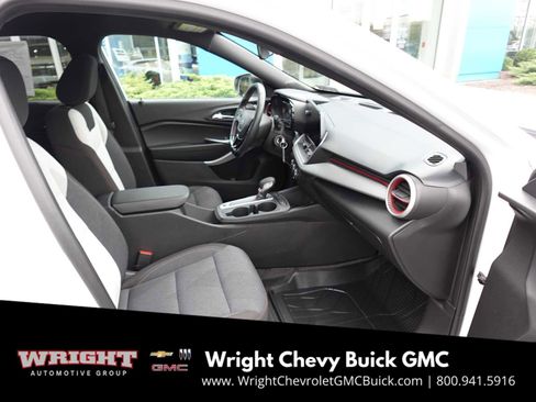 Used 2024 Chevrolet Trax RS w/ Driver Confidence Package image 27