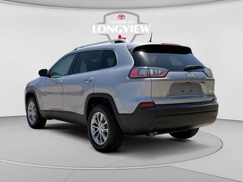 Used 2021 Jeep Cherokee Latitude Plus w/ Sun & Sound Group AWD/4WD image 3