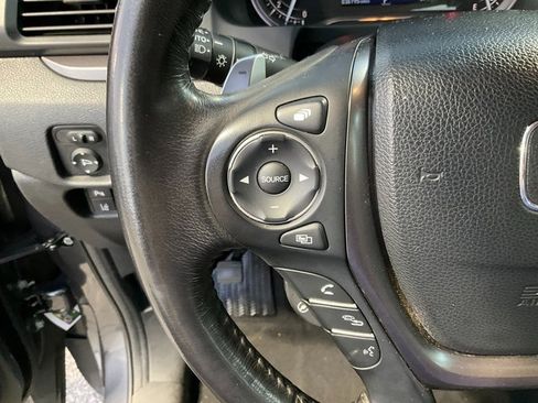 Used 2023 Honda Ridgeline RTL-E image 12