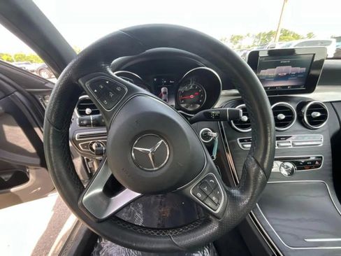 Used 2018 Mercedes-Benz C 300 4MATIC Sedan image 14
