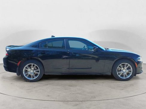 Used 2016 Dodge Charger SXT w/ AWD Premium Group image 4