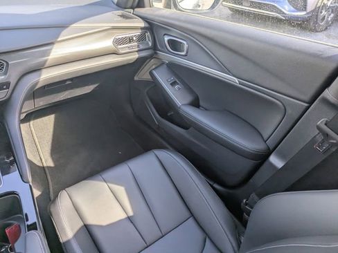 Used 2023 Acura Integra A-Spec image 18