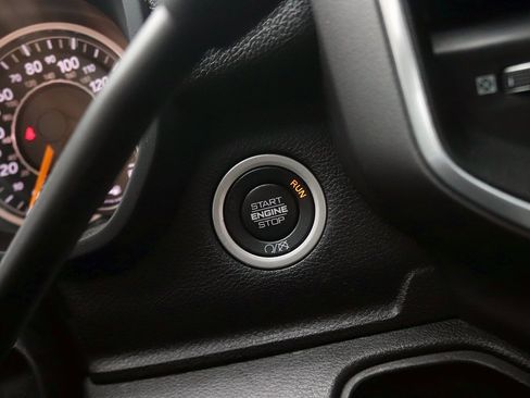 Used 2021 RAM 3500 Tradesman w/ Chrome Appearance Group image 17