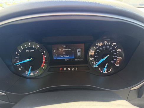 Used 2015 Ford Fusion SE w/ Equipment Group 202A FWD image 12