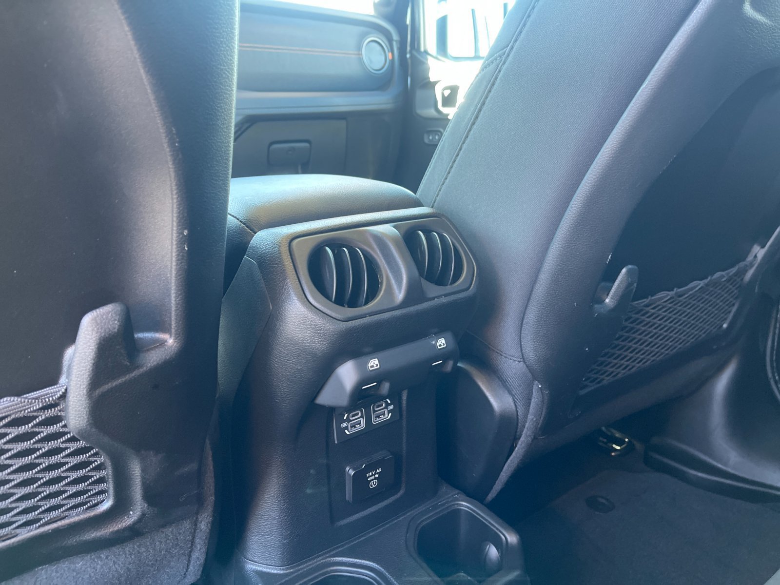 Used 2026 Jeep Gladiator Mojave AWD/4WD image 14
