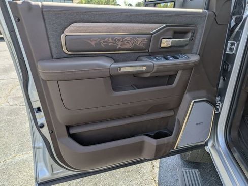 New 2026 RAM 2500 Limited image 9