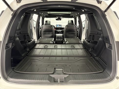 Used 2023 Honda Pilot TrailSport image 34