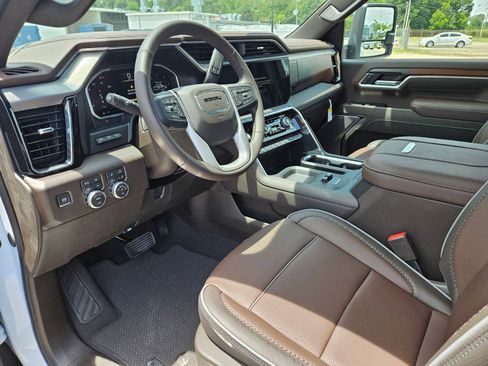 New 2026 GMC Sierra 3500 Denali w/ Denali Reserve Package AWD/4WD image 10
