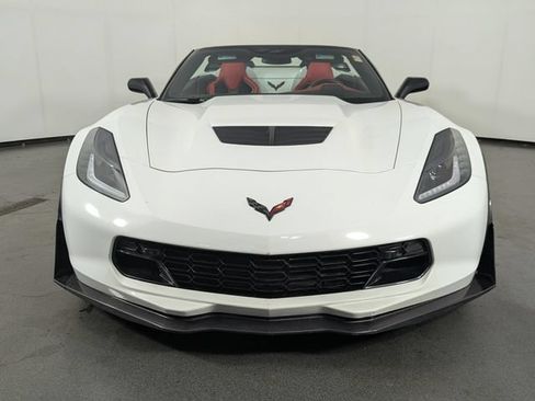 Used 2017 Chevrolet Corvette Z06 RWD image 4
