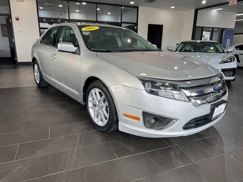 Used 2012 Ford Fusion SEL image 2