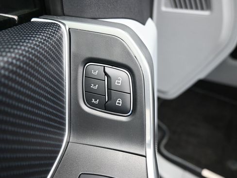 Used 2024 Ford F350 Limited w/ FX4 Off-Road Package image 7