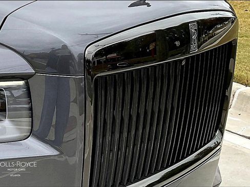 Certified 2022 Rolls-Royce Cullinan Black Badge w/ Dark Exterior Package image 27