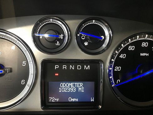 Used 2010 Cadillac Escalade Premium AWD/4WD image 23
