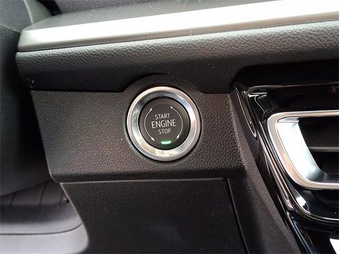 New 2026 Chevrolet Traverse LT w/ LPO, Floor Liner Package image 15