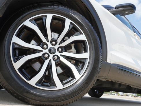 Used 2022 Ford Explorer ST-Line AWD/4WD image 11