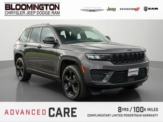 Used 2024 Jeep Grand Cherokee Altitude AWD/4WD video 1
