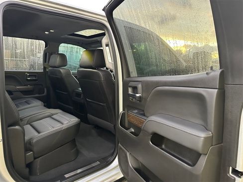 Used 2019 GMC Sierra 3500 Denali image 14