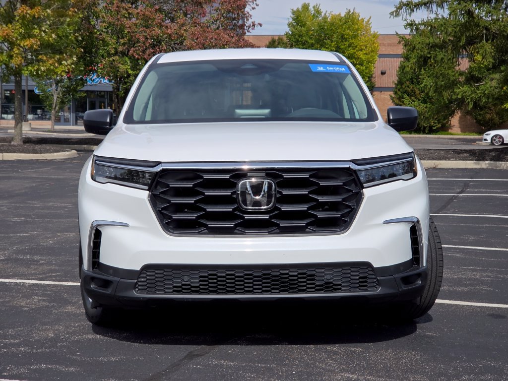 Certified 2024 Honda Pilot LX image 17