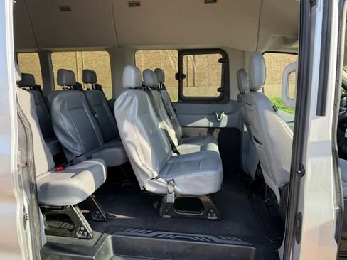Used 2019 Ford Transit 350 XL RWD image 23