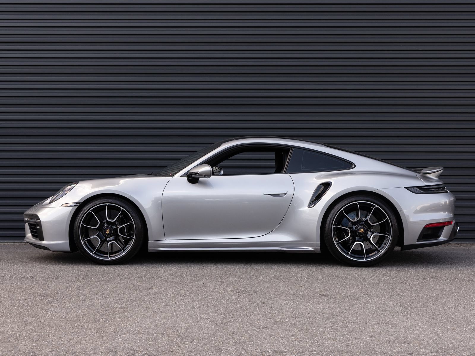 Certified 2024 Porsche 911 Turbo S AWD/4WD image 2