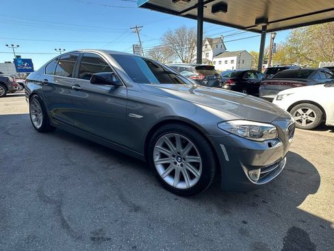 Used 2011 BMW 528i Sedan RWD image 5