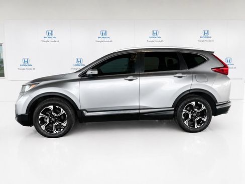 Used 2019 Honda CR-V Touring image 3