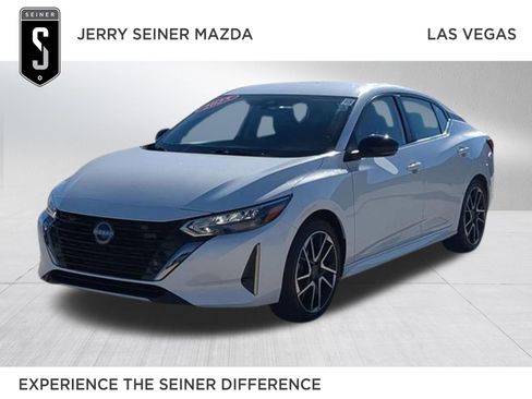 Used 2025 Nissan Sentra SR FWD image 1