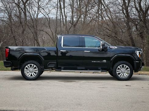 New 2026 GMC Sierra 2500 Denali w/ Denali Reserve Package image 13