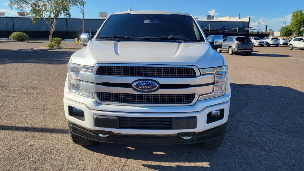 Used 2019 Ford F150 Platinum w/ Equipment Group 701A Luxury AWD/4WD image 3
