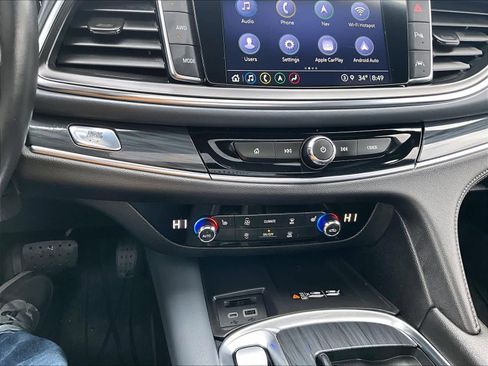 Used 2023 Buick Enclave Essence w/ Experience Buick Package image 28