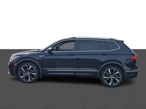 Used 2023 Volkswagen Tiguan SEL R-Line image 4