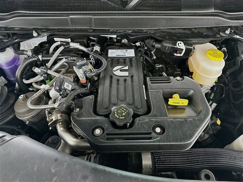 New 2025 RAM 2500 Laramie image 18