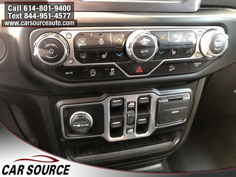 Used 2020 Jeep Wrangler Unlimited Sahara w/ Cold Weather Group image 19