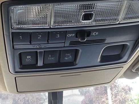 Used 2019 Toyota 4Runner SR5 Premium AWD/4WD image 23