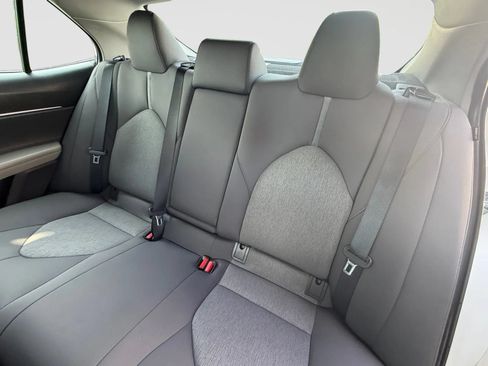 Used 2021 Toyota Camry LE w/ Cold Weather Package FWD image 15
