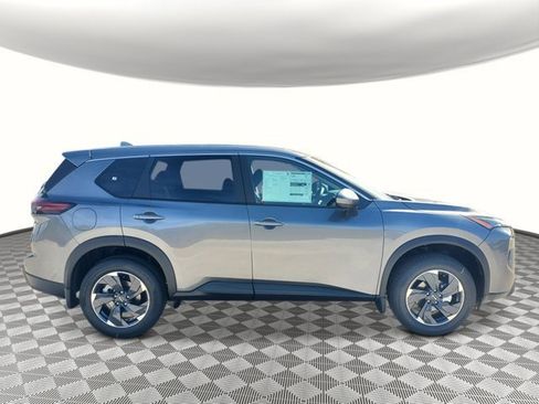 New 2026 Nissan Rogue SV image 6