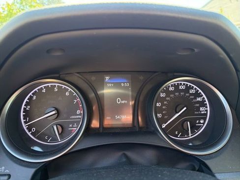 Used 2023 Toyota Camry SE FWD image 19