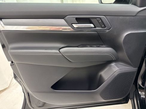 New 2026 GMC Terrain Elevation w/ Black Edition image 16