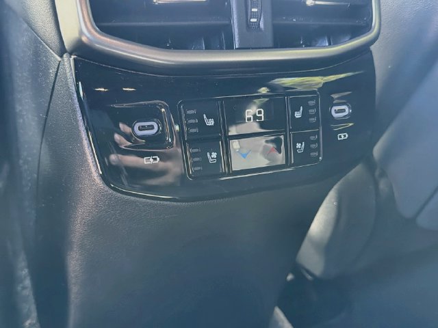 Used 2024 Lexus RX 350 AWD w/ Convenience Package image 21