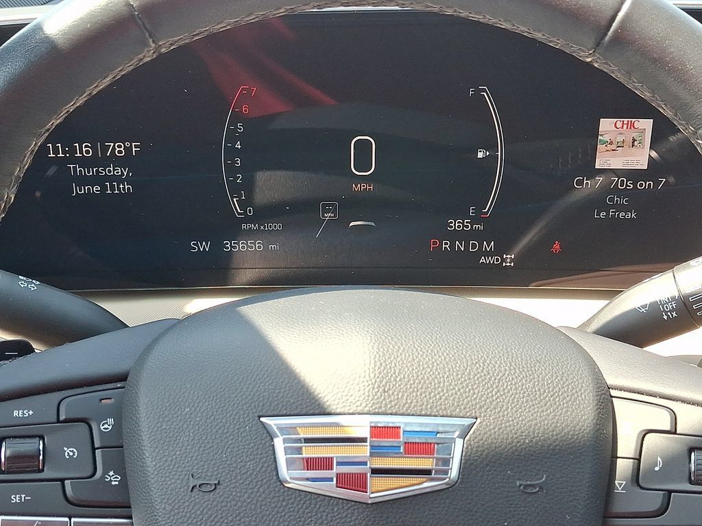 Used 2024 Cadillac XT4 Luxury w/ Cold Weather Package AWD/4WD image 21