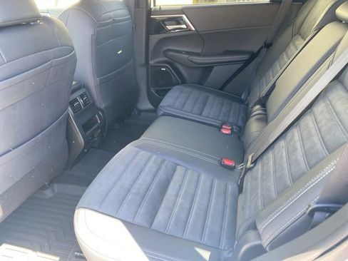 New 2026 Mitsubishi Outlander Trail Edition AWD/4WD image 23