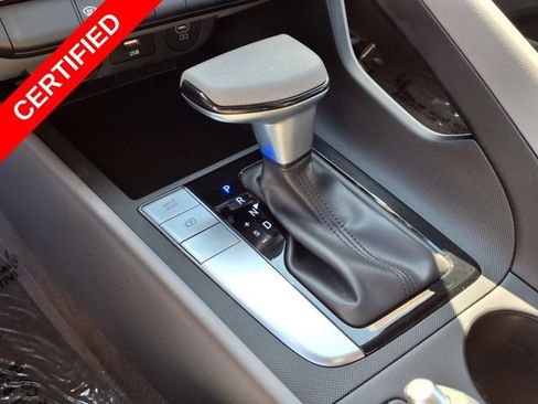 Certified 2024 Hyundai Elantra SEL image 7