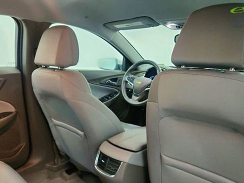 Used 2018 Chevrolet Malibu LT w/ Driver Confidence Package FWD image 29