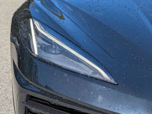 Used 2024 Chevrolet Corvette Stingray 2D Coupe image 8